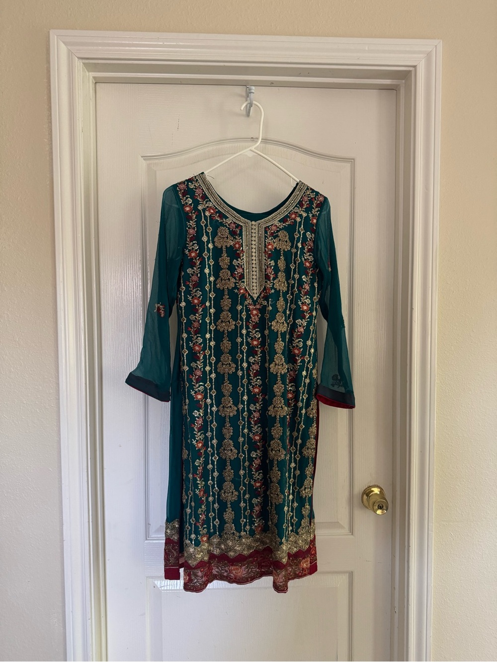 Teal Embroidered 3 piece kurti